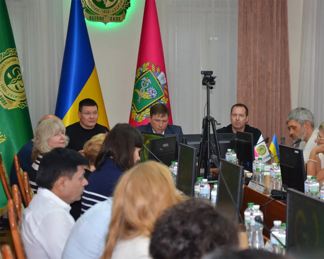 Розвиток фармацевтичної освіти Харкова: партнерство ЗВО та влади